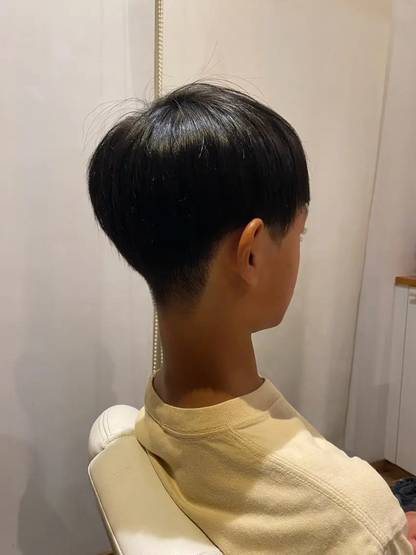 ショート メンズ マッシュ 刈り上げ 友永 風歌のヘアスタイル