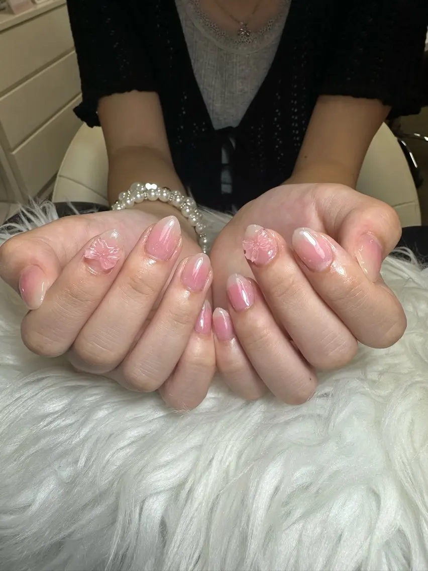 ネイル チークネイル ガーリー 韓国ネイル ピンク ぷっくりネイル Nini 🎀のネイルデザイン