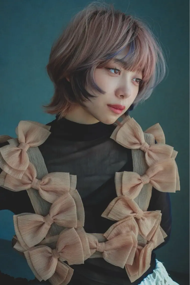 ショート ALBUM カラーブリーチ特化型のヘアスタイル