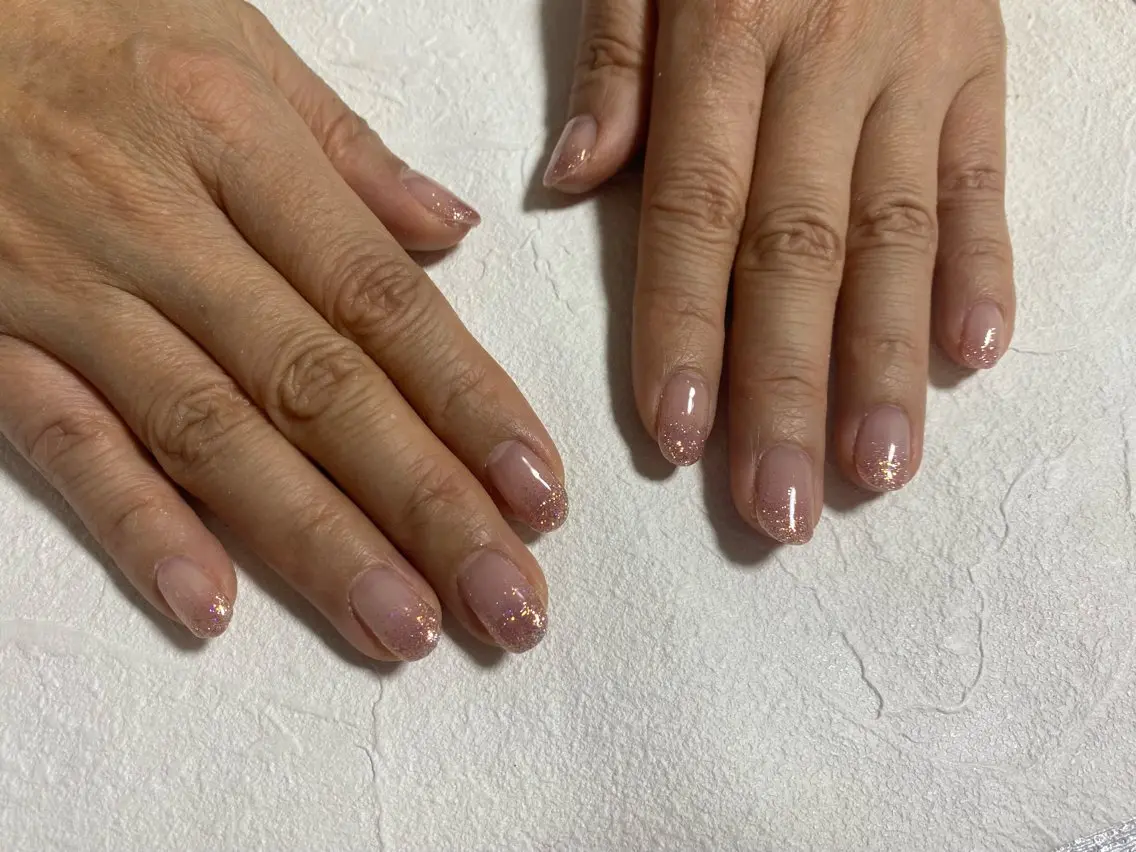 ネイル オーロラネイル フットネイル フレンチネイル ジェルネイル 韓国ネイル ハンドネイル kiki nail たまプラーザのネイルデザイン
