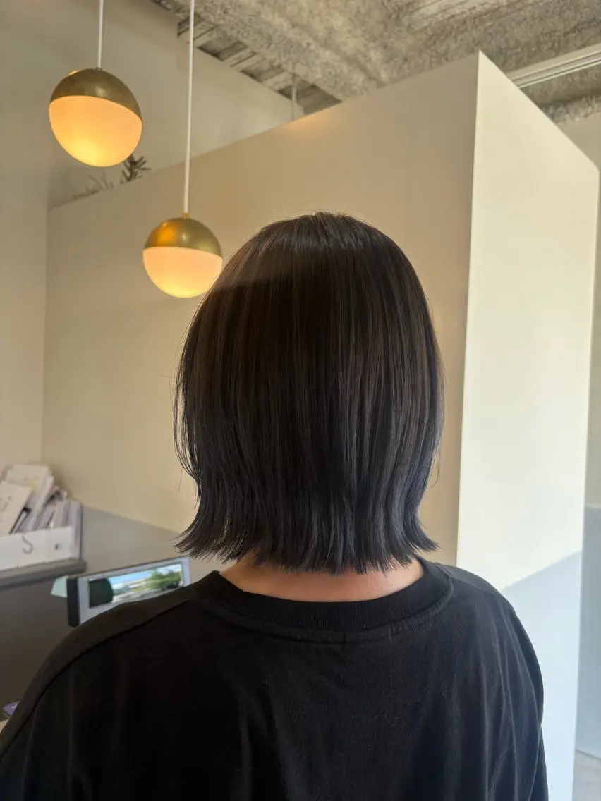 ミディアム レイヤーカット カット ヘアカラー 鈴木 美由華/透明感/岡崎のヘアスタイル