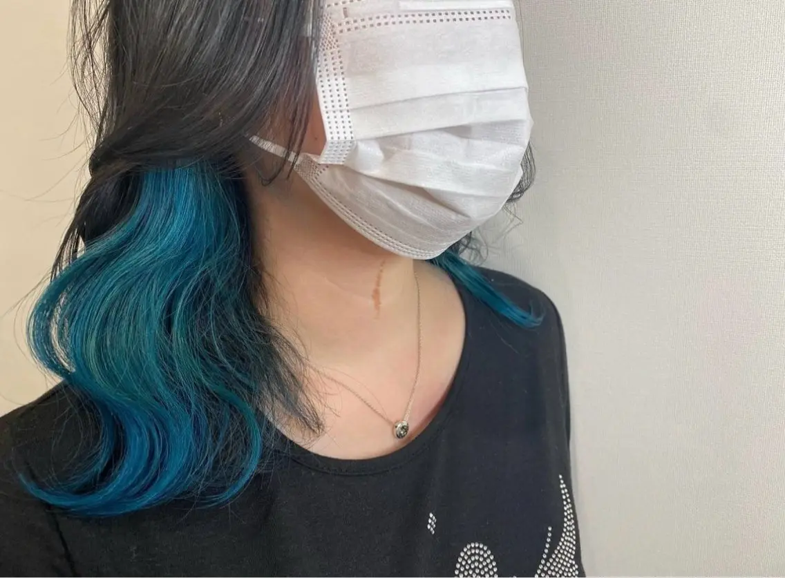 カラー 林 美月のヘアスタイル