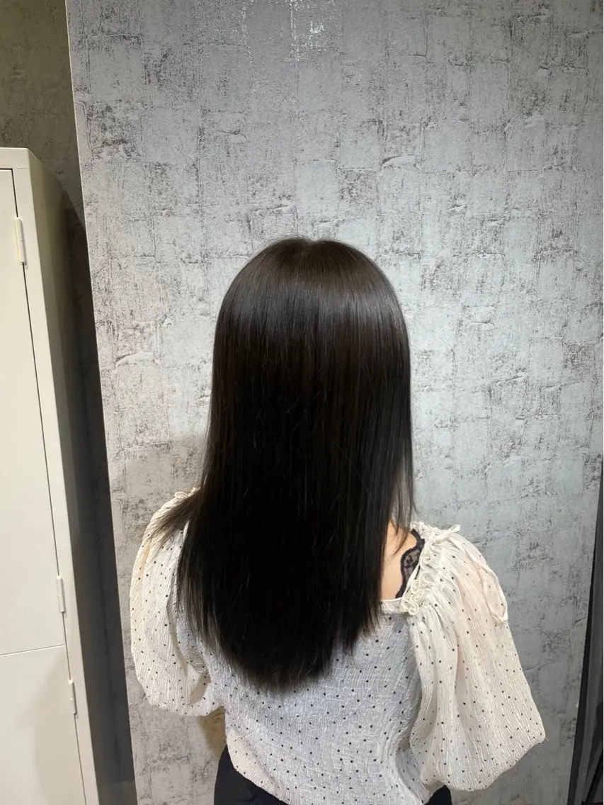 ミディアム ヘアカラー トリートメント 赤み消し艶カラー🌱 DAIGOのヘアスタイル