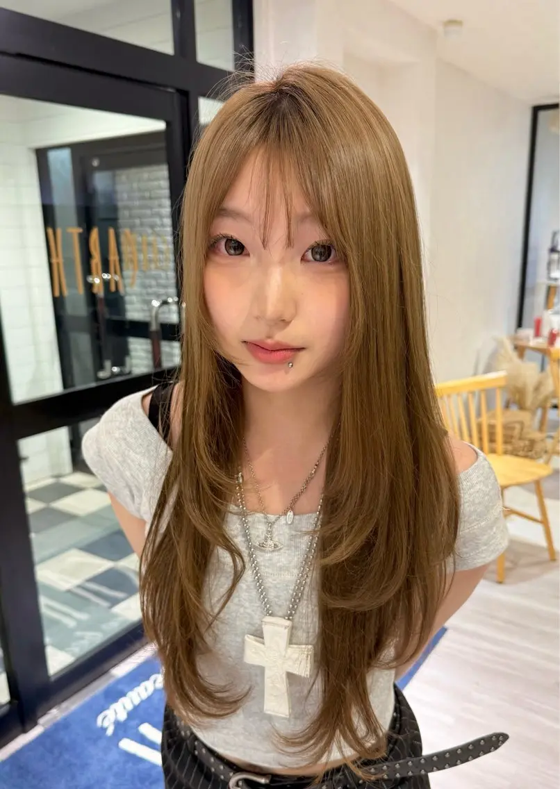 ロング カラー カット ヘアカラー 縮毛矯正 トリートメント 🍯透明感カラー MANA🍯のヘアスタイル