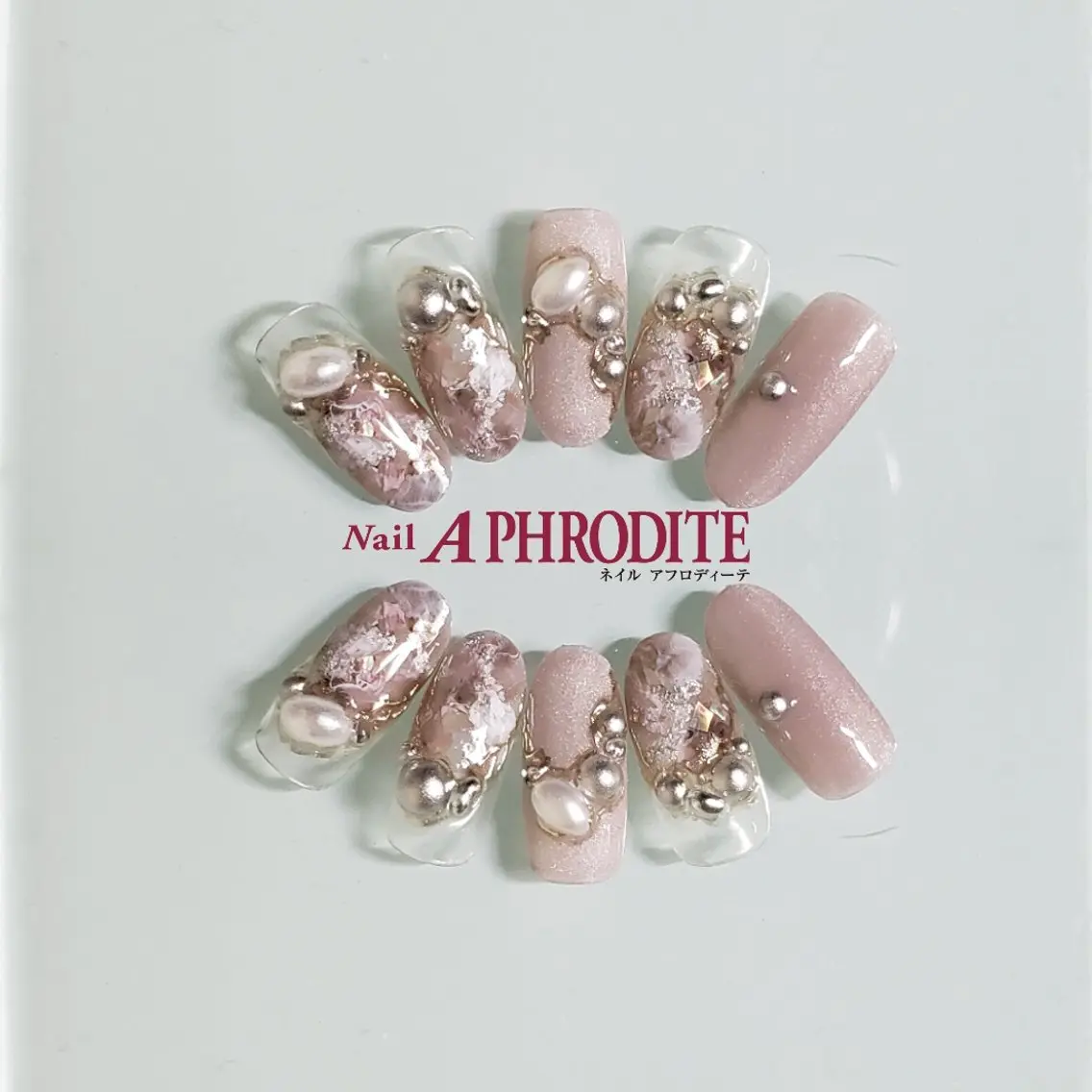 ネイル ジェルネイル ニュアンスネイル スカルプネイル ソフトジェル ネイルチップ Nail Aphroditeのネイルデザイン