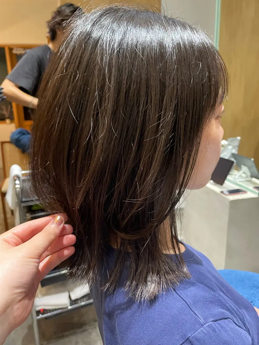 ミディアム レイヤーカット 外ハネヘア くびれミディアム/似 合わせ/鎌倉/edAのヘアスタイル