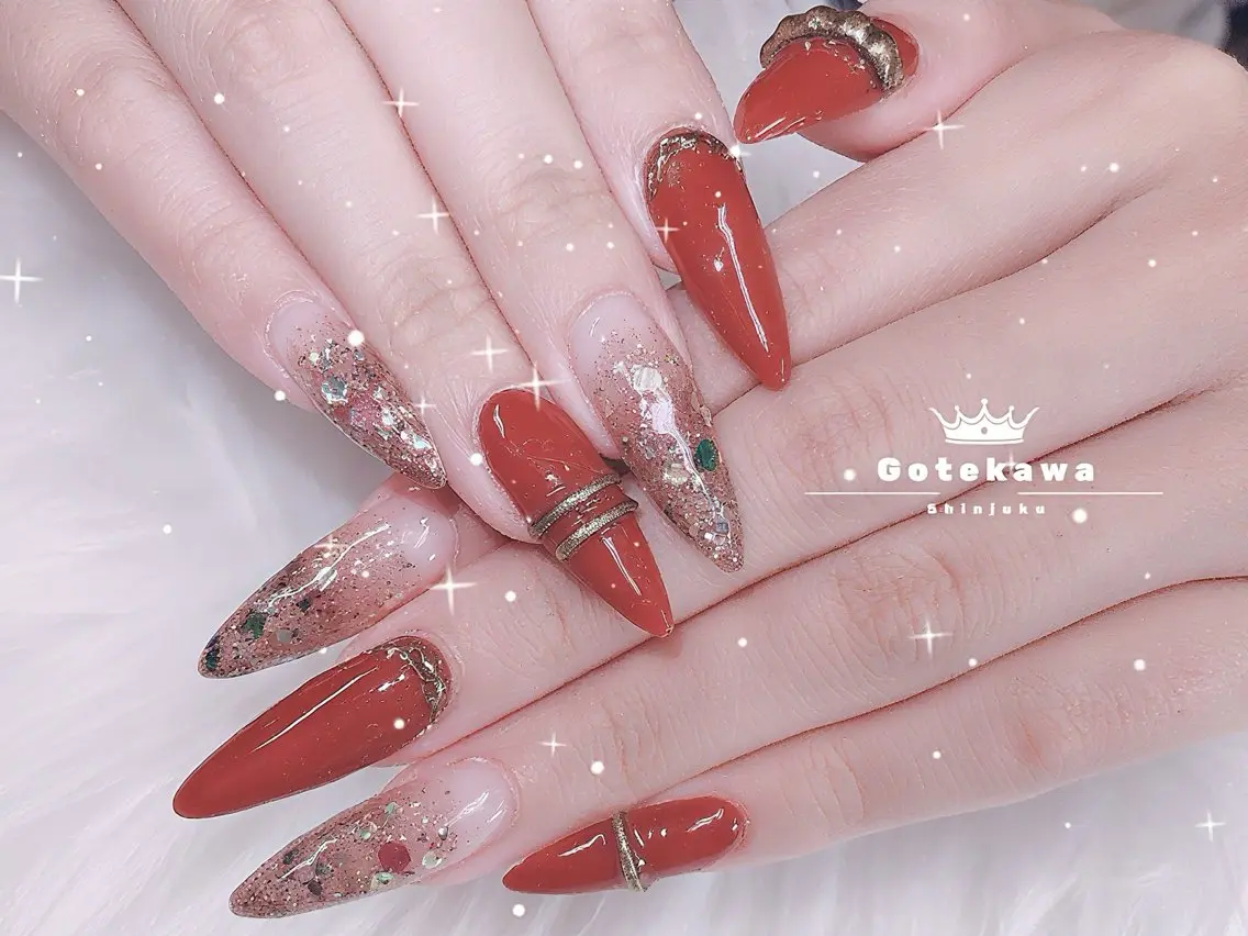 ネイル キラキラネイル 持ち込み 夏ネイル ハンドネイル ハンドケア Gote Kawa nail salonのネイルデザイン