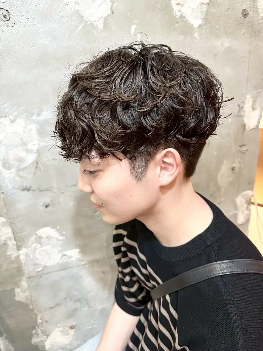 パーマ 坂本 康之介のヘアスタイル