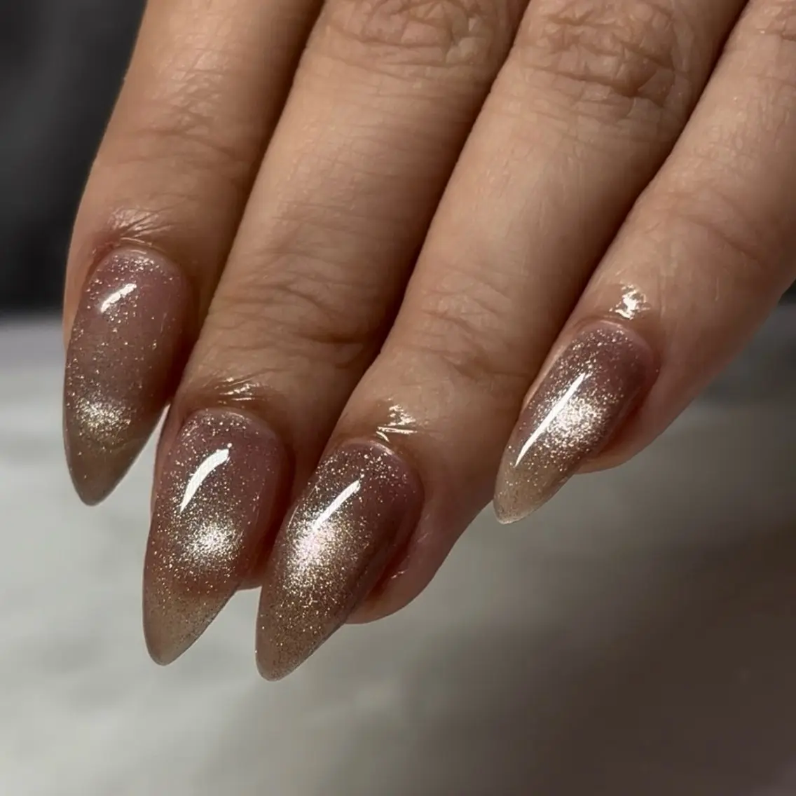 ネイル マグネットネイル ハンドネイル luxugril A /anriのネイルデザイン