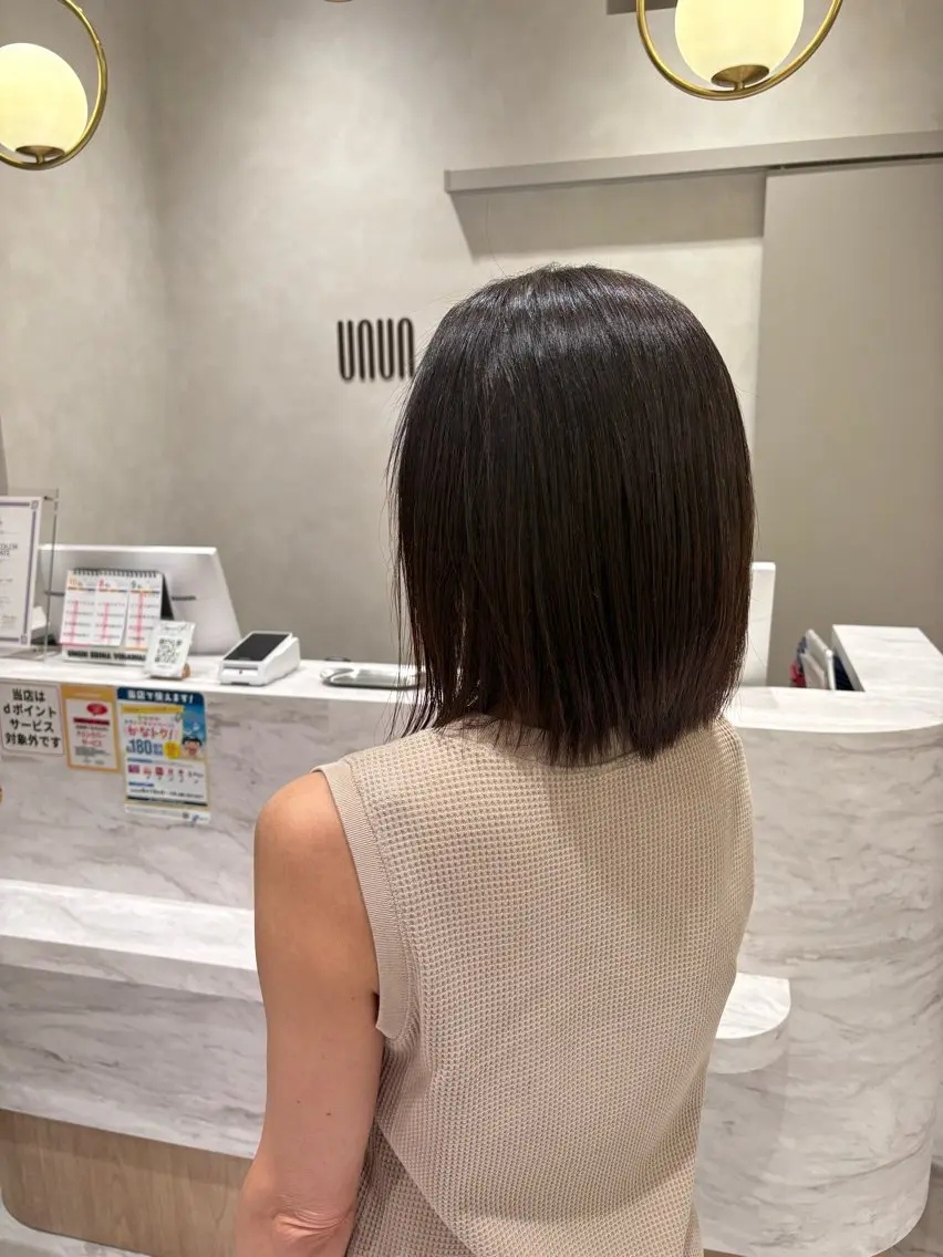 ミディアム カラー カット ヘアカラー レディース募集中🎀 陸 愛夏のヘアスタイル