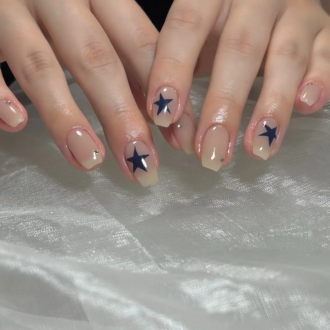 ネイル ワンカラーネイル ハンドネイル Nailsalon BLOOM🌷 山崎のネイルデザイン