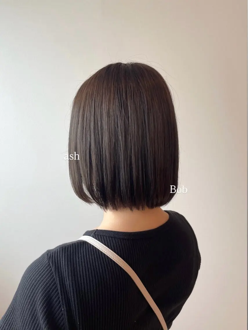 ショート アッシュ ボブ ヘアカラー トリートメント Ruchika .のヘアスタイル