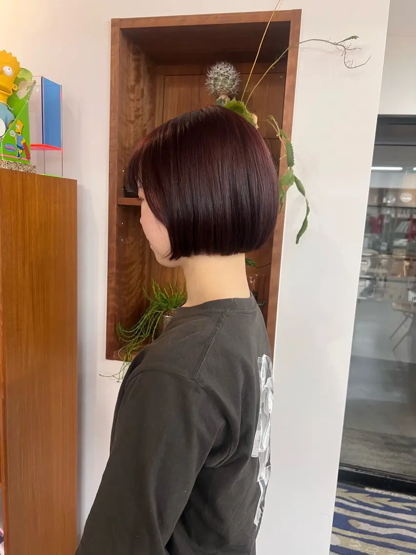 ショート ボブ 石川 実咲のヘアスタイル