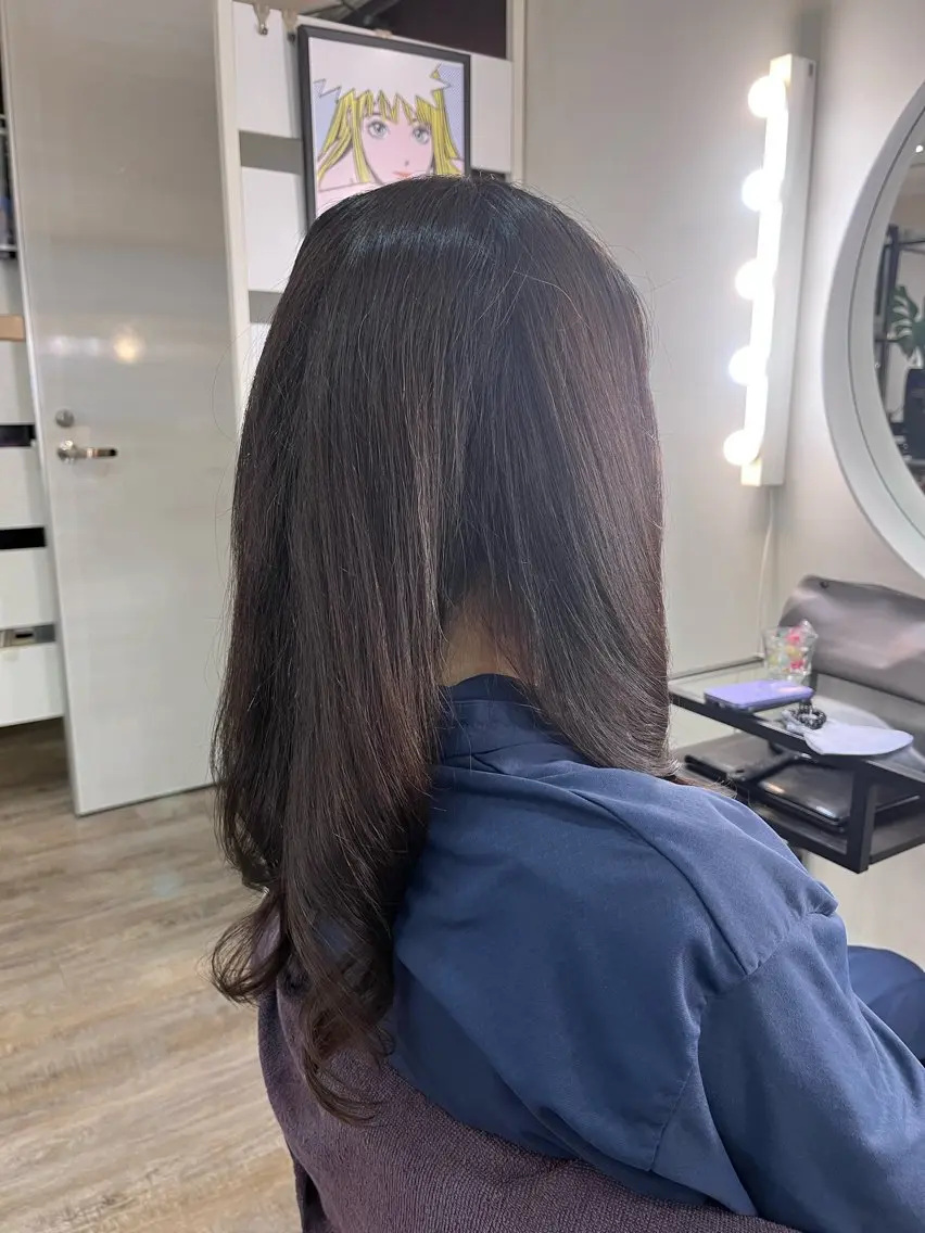 セミロング カラー 透明感カラー 平田 晟也のヘアスタイル