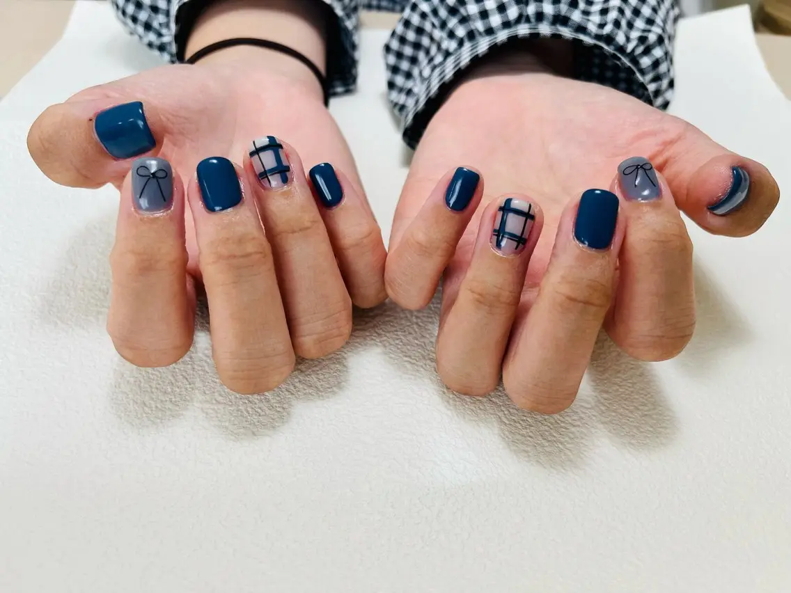 ネイル リボン nail room.のネイルデザイン