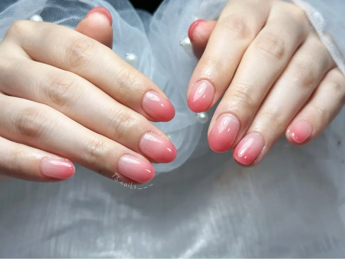 ネイル キラキラネイル マグネットネイル 持ち込み シンプルネイル ハンドネイル フットネイル ハンドケア TS. nails___のネイルデザイン