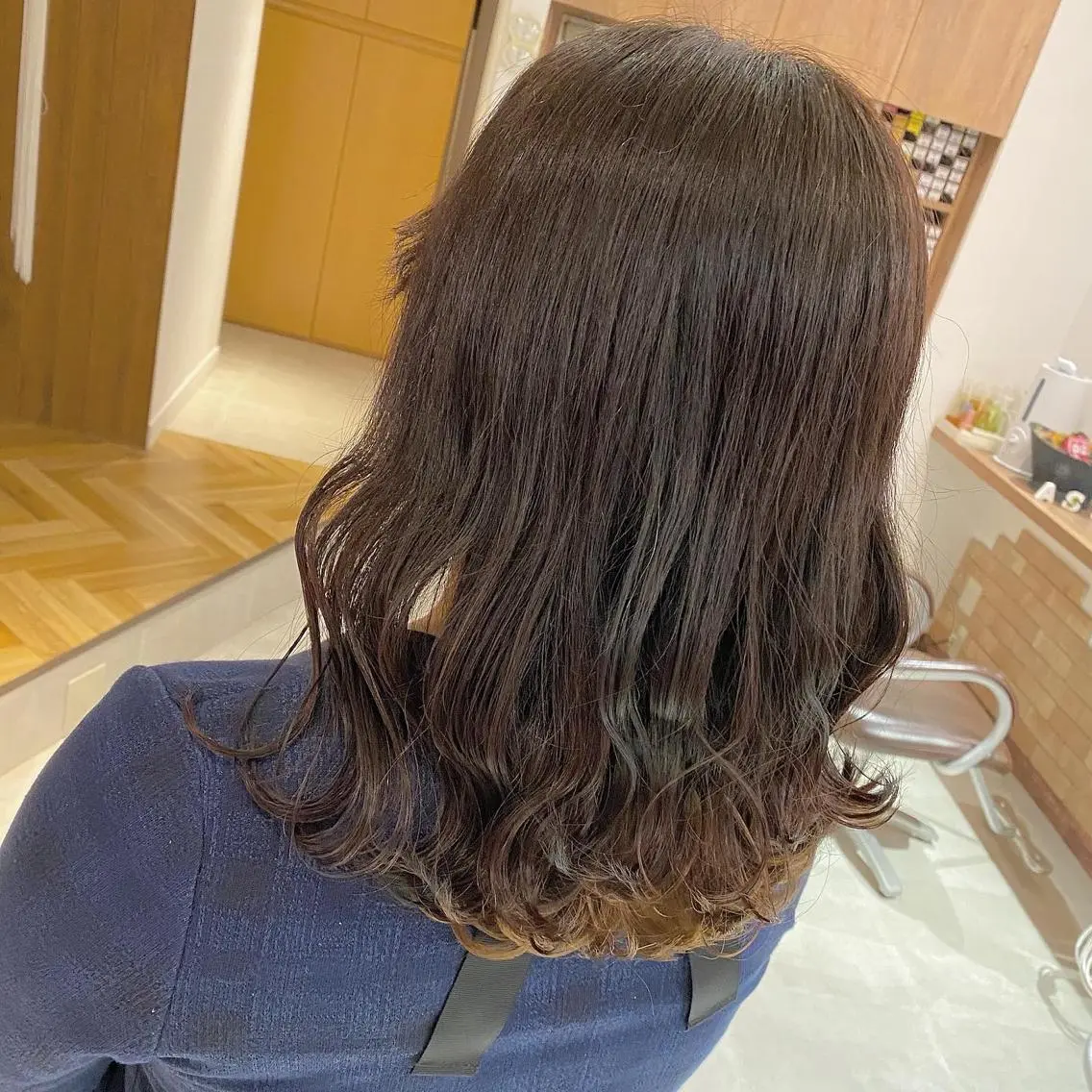 ミディアム ミディアムレイヤー レイヤーカット 髪質改善特化 安東駿介のヘアスタイル