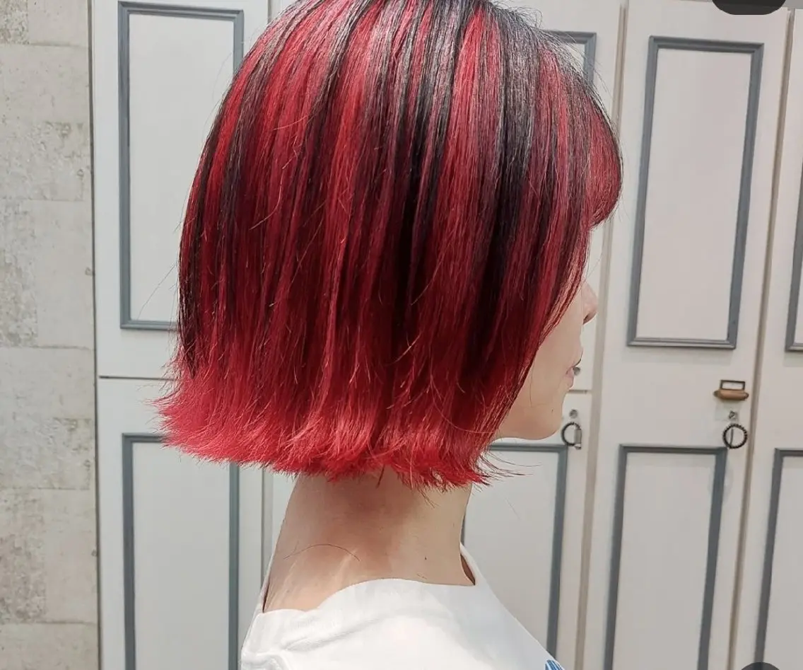 ミディアム カラー デザインカラー ヘアカラー トリートメント ブリーチ・ハイトーン 特化🎉内山のヘアスタイル