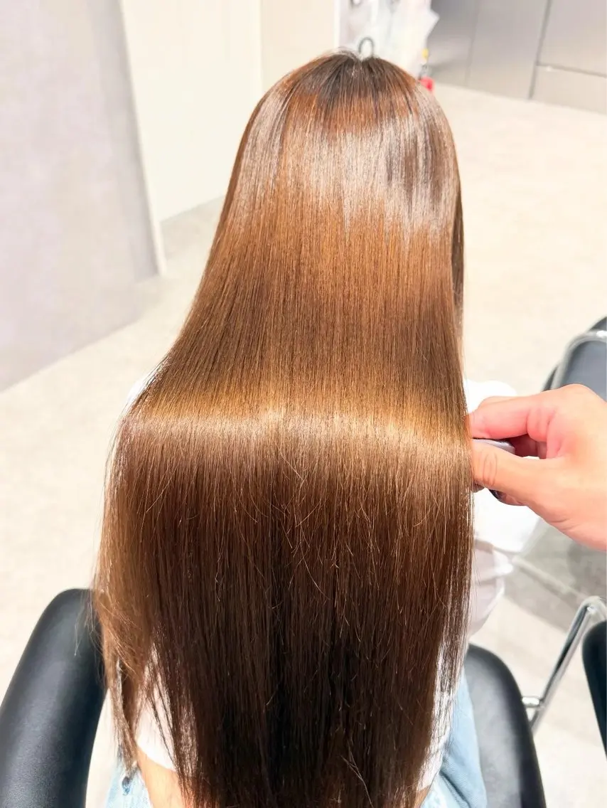ロング カラー パーマ ヘアアレンジ 髪質改善 縮毛矯正 トリートメント ストレートパーマ 縮毛矯正 トリートメント 縮毛矯正/髪質改善/ ブリーチ毛/木元渓太のヘアスタイル