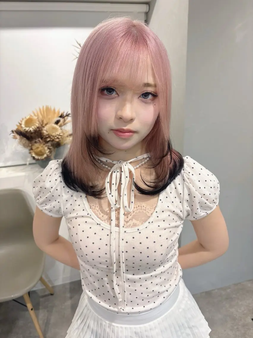 セミロング ヘアカラー rui 🍑 / vinceのヘアスタイル