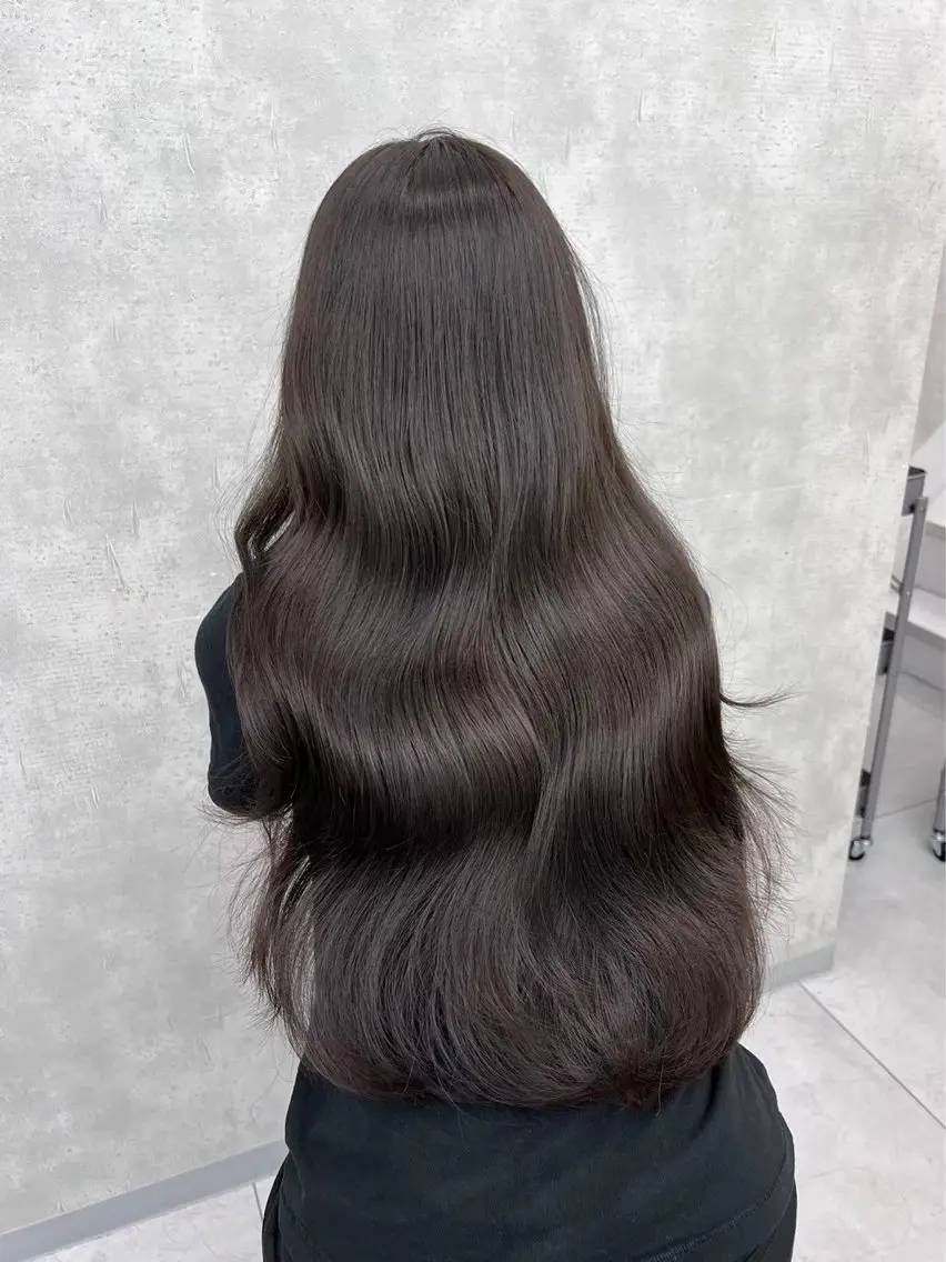 ロング 🚨メンズ曲がる 縮毛矯正りおん🚨のヘアスタイル