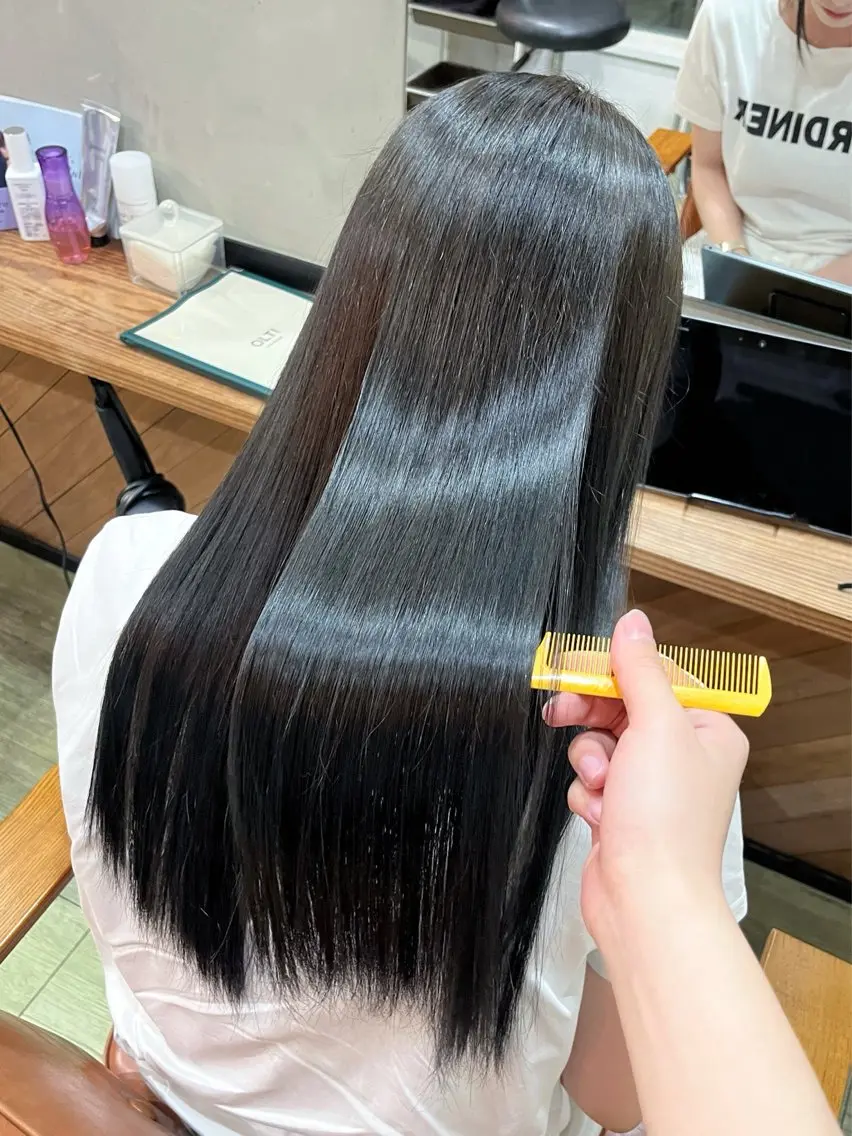 カラー 黒髪 ブルーカラー ブルーブラック 水口 青俐のヘアスタイル