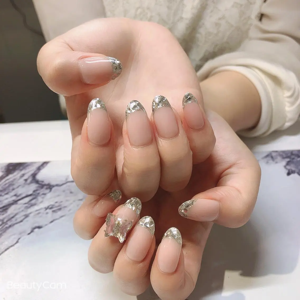 ネイル ハンドネイル ガレンドウ 白澤 愛子のネイルデザイン