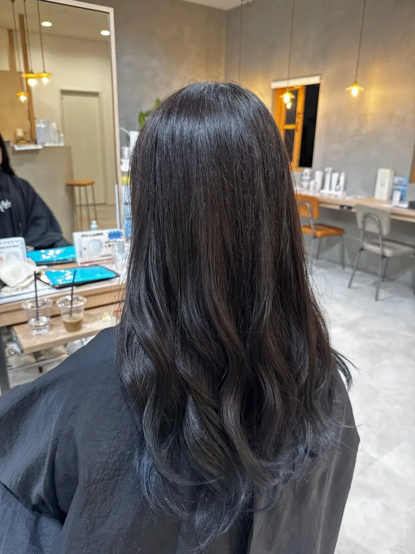 ロング カラー ヘアカラー 長嶋 晴美のヘアスタイル