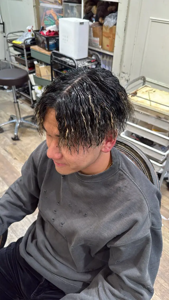 パーマ ツイストパーマ コーンロウ／ドレッド 浅賀晟弥のヘアスタイル