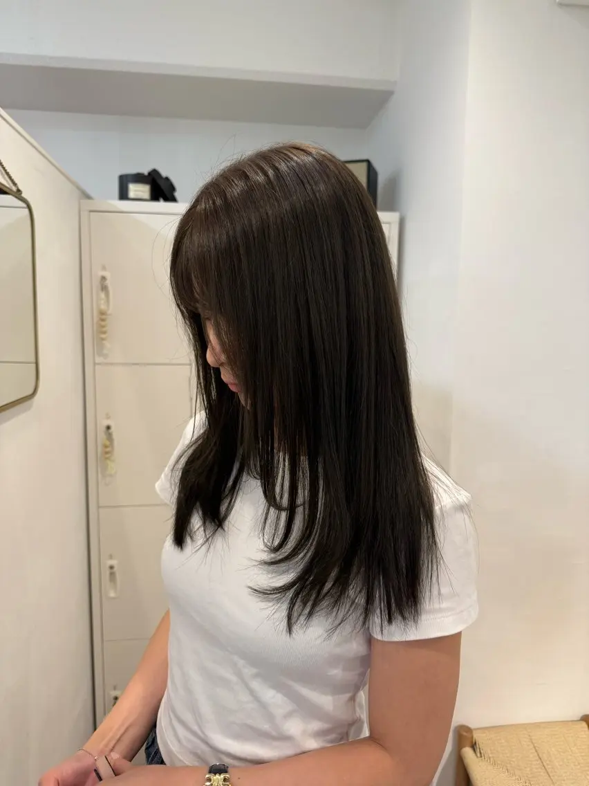 セミロング カラー ブリーチ ダブルカラー グレージュ ブリーチなしカラー ヘアカラー yutaka/レイヤ ーカット/髪質改善のヘアスタイル