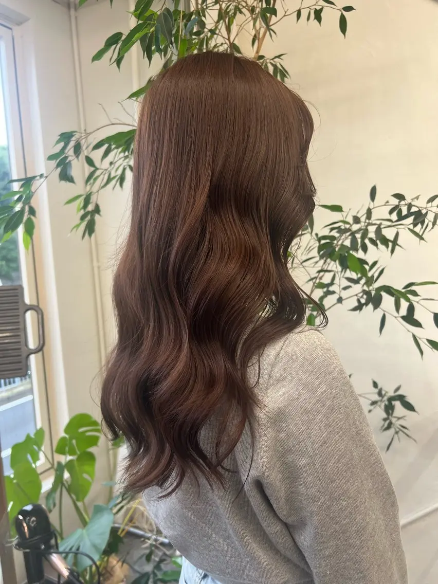 ロング yukii 八事大石 明葉のヘアスタイル