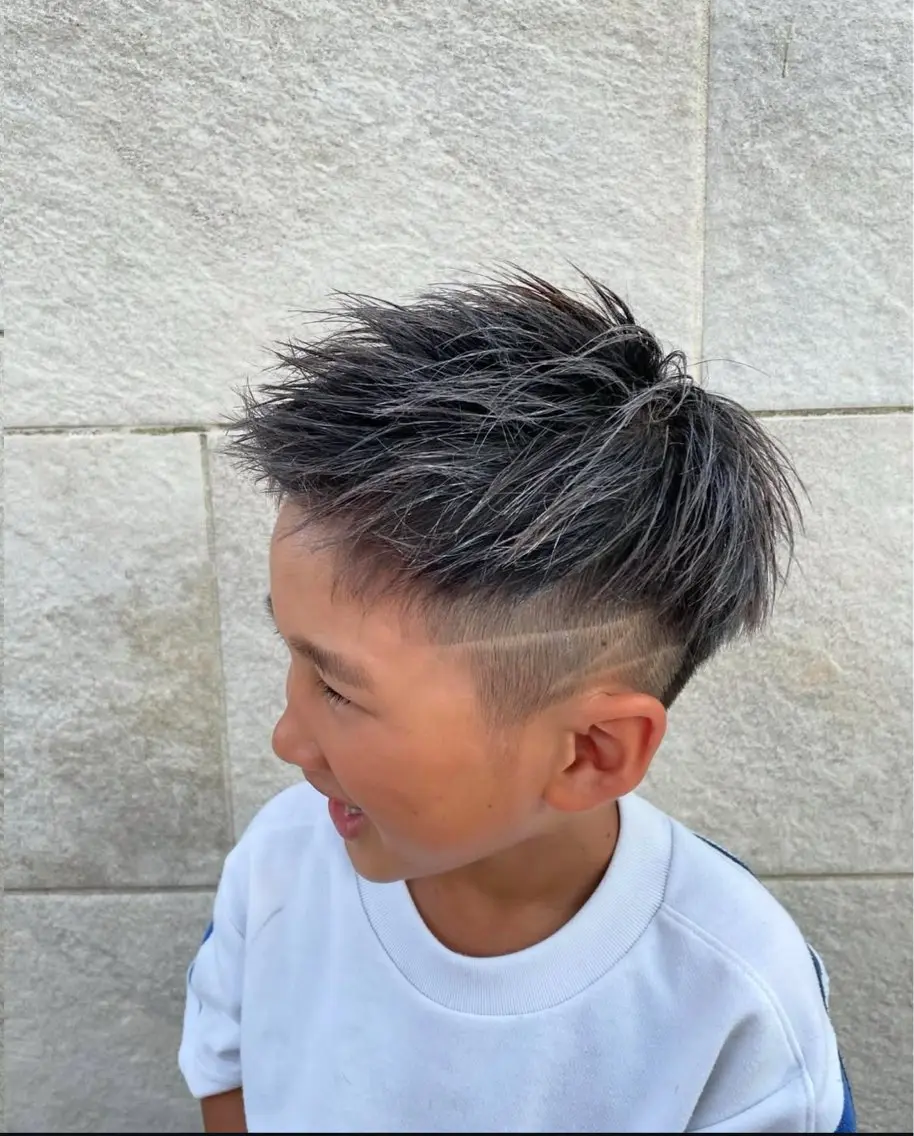 メンズ キッズ ツーブロック juri / 韓国ヘアのヘアスタイル