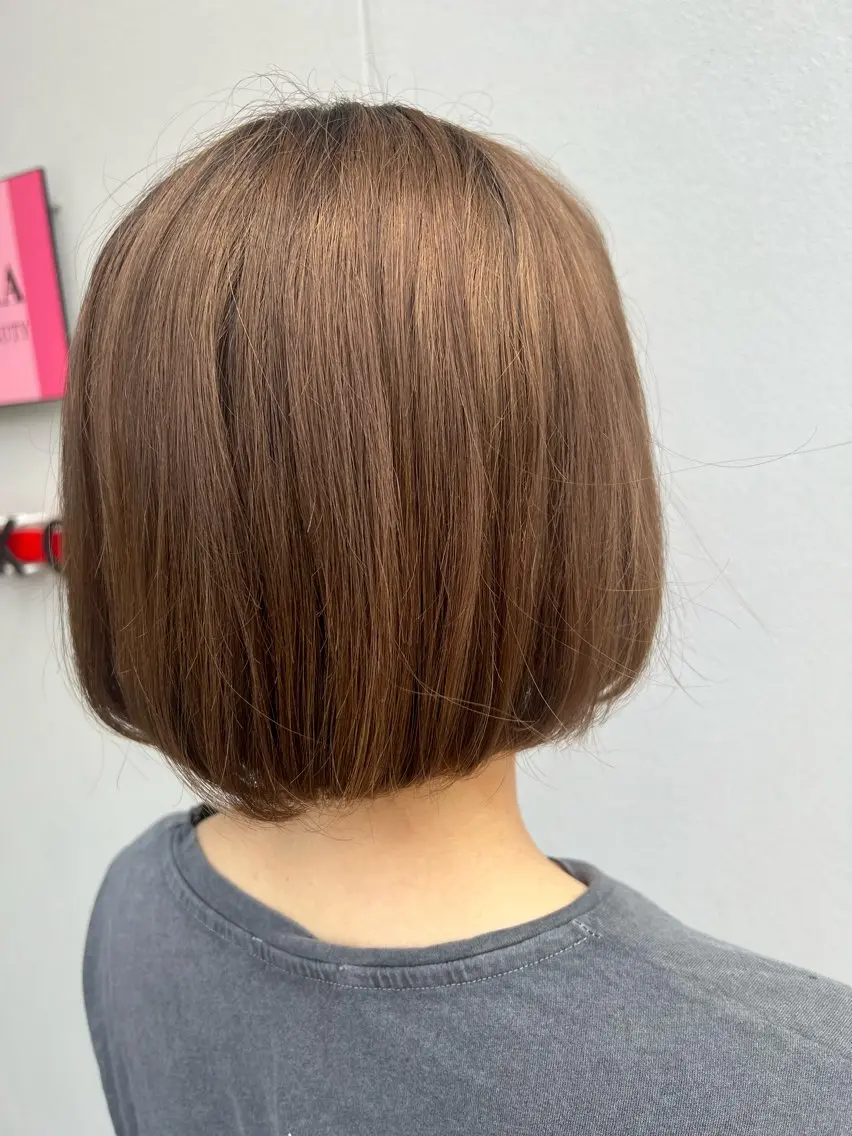 ショート カラー ヘアアレンジ ブラウンカラー カット ヘアカラー トリートメント APREKO SAYAKAのヘアスタイル