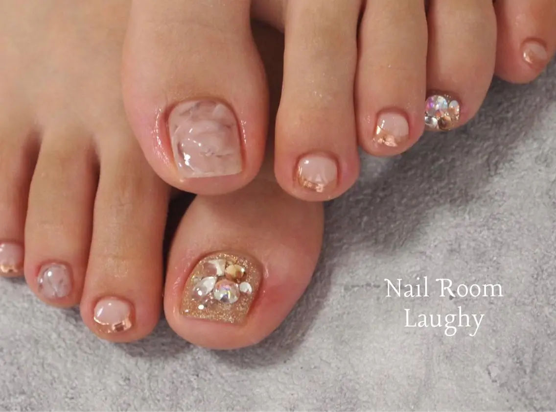 ネイル Nail Room Laughyのネイルデザイン