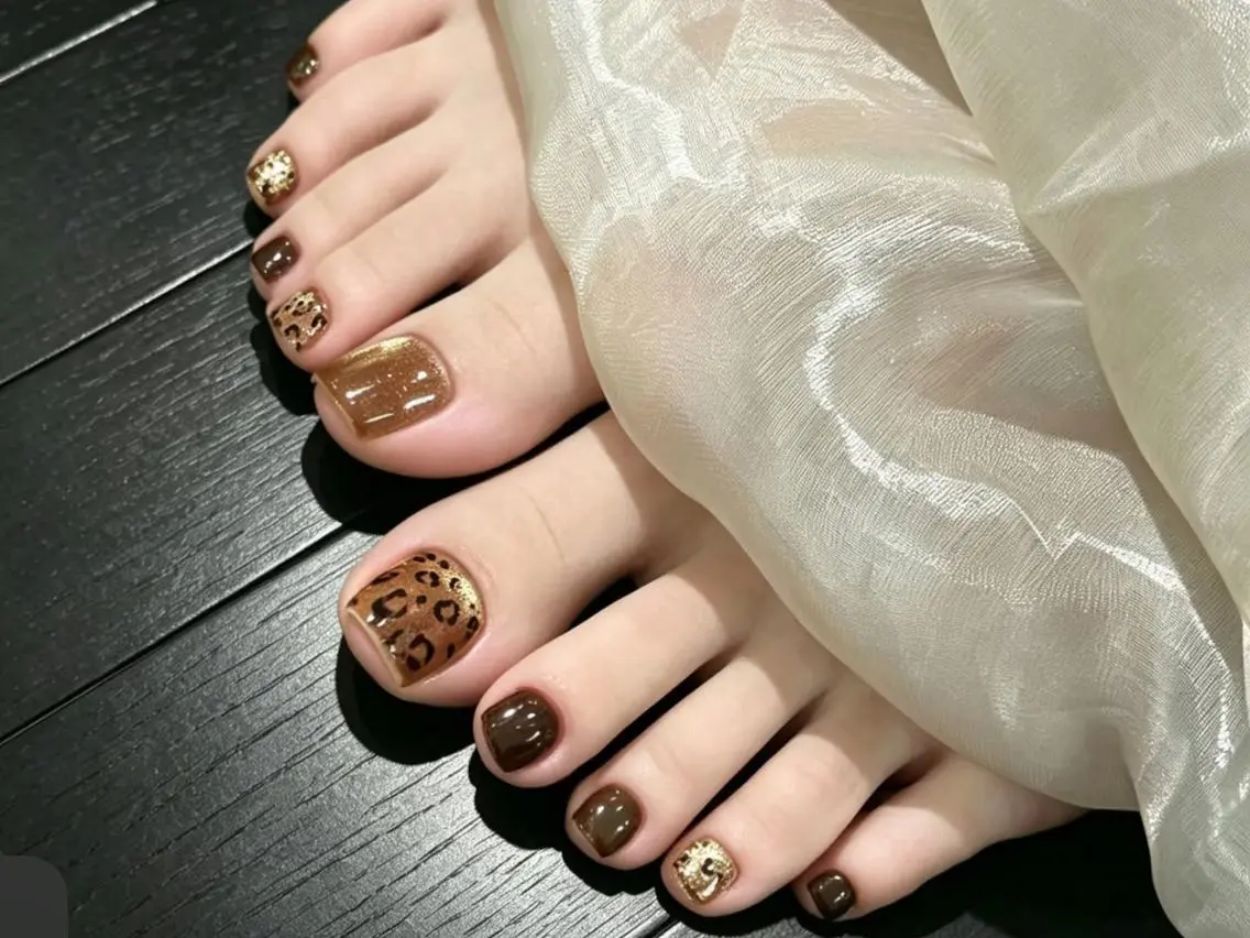 ネイル メンズ オーロラネイル チークネイル 長さ出し フットネイル フレンチネイル フットネイル NEW NAIL💞 Ka Kaのネイルデザイン