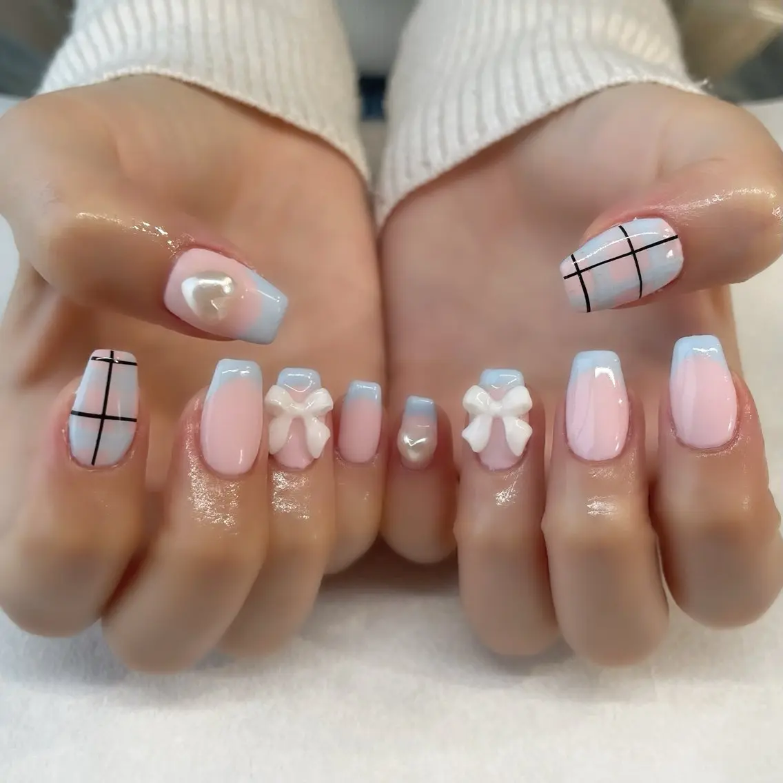 ネイル ハンドネイル 💎🐰 saki. m 🐰💎のネイルデザイン