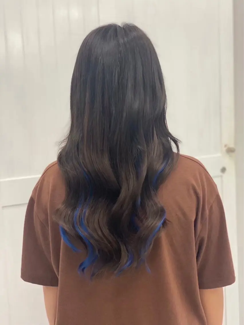 ロング エクステ 吉田 麻倫のヘアスタイル
