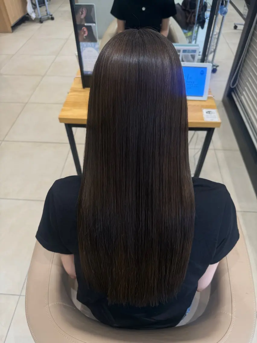 ロング ヘアカラー 艶髪┊︎垢抜けヘア ななみのヘアスタイル