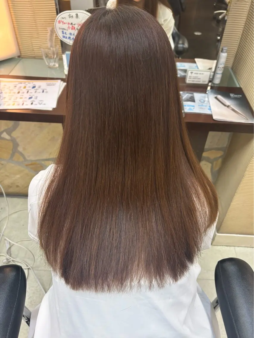 ロング 嶋田 愛羅のヘアスタイル
