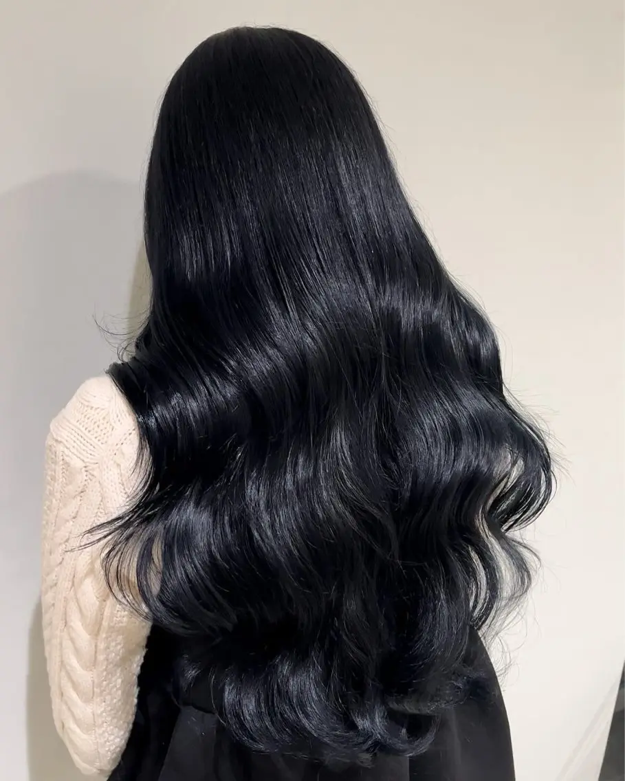 カラー 黒髪 ブルーカラー ブルーブラック ヘアカラー 👻佐藤 柊斗👻のヘアスタイル