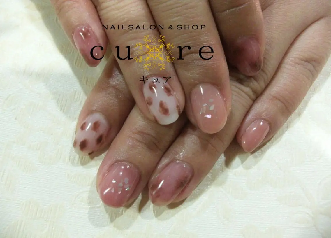 ミディアム ネイル ネイルサロン Cureのネイルデザイン
