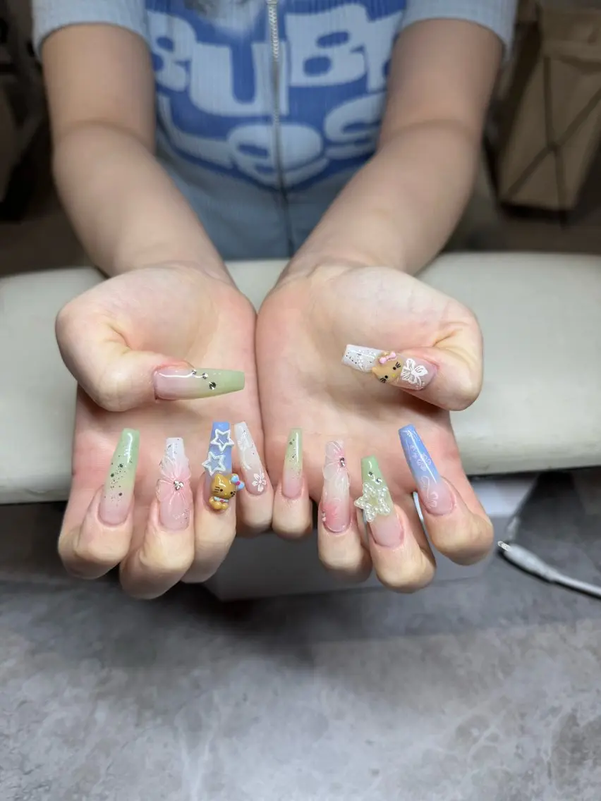 ネイル 持ち込み ハンドネイル IROHA NAIL 北村菜帆のネイルデザイン