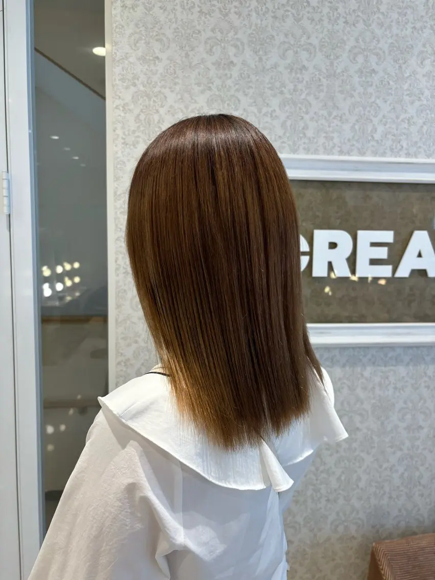 ロング トリートメント ブリーチなしカラー/ 暖色カラー/艶カラーのヘアスタイル