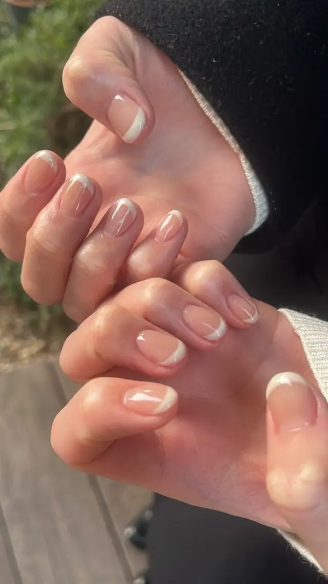 ネイル クリアネイル ジェルネイル 氷ネイル・うるうるネイル ニュアンスネイル シンプルネイル SAKU nail 作島茜のネイルデザイン