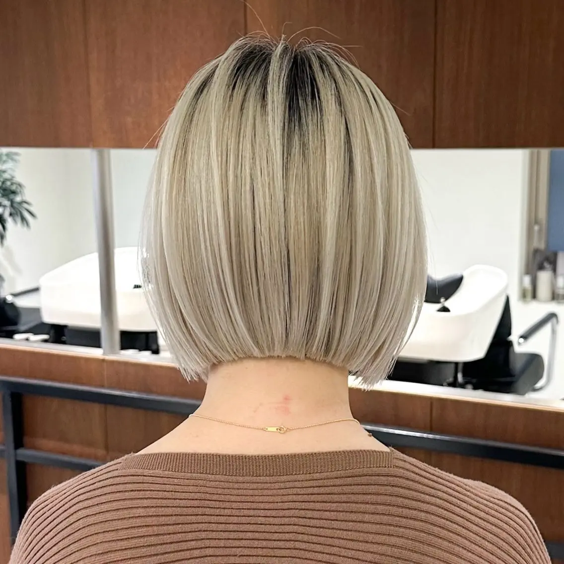 ショート カット ヘアカラー ショート特化✨ 津々美のヘアスタイル