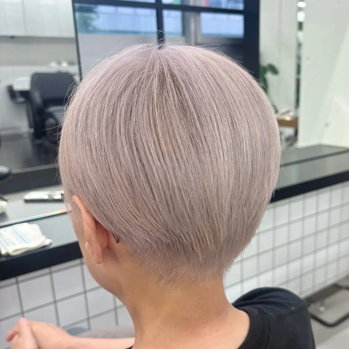 ショート カラー ベージュカラー 透明感カラー 矢場町/8時-22時 JILLSTUDIOのヘアスタイル