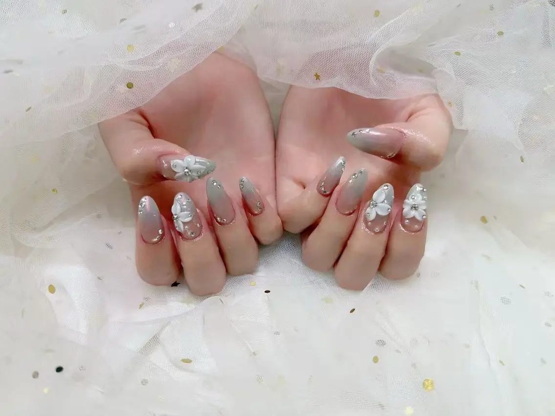 ネイル ジョリ kasumi🌹💅のネイルデザイン