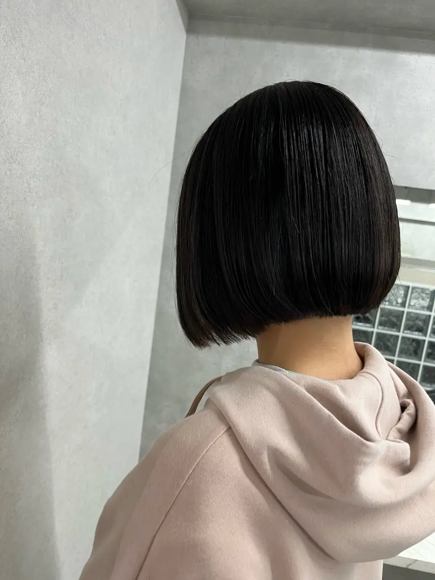 ミディアム ボブ anon Loemのヘアスタイル