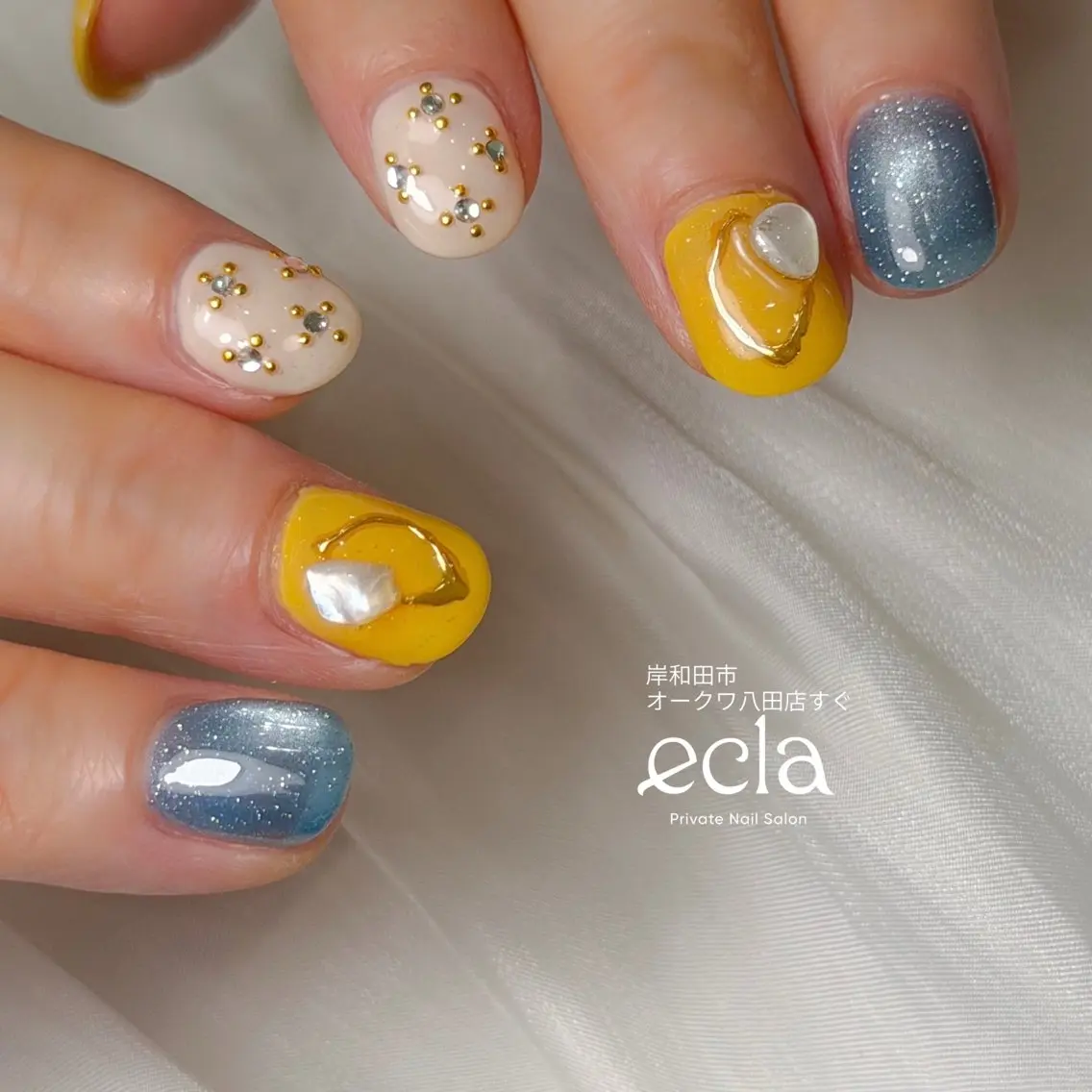 ネイル アートネイル ブルー フラッシュネイル フラッシュマグ ゴールド Nail Salon ecla 〜エクラ〜のネイルデザイン