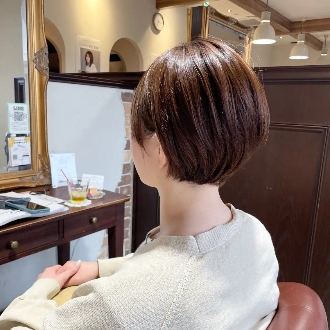 ショート 安中 莉椰のヘアスタイル